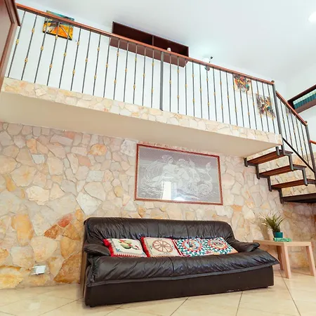 Monserrato House Holiday home *